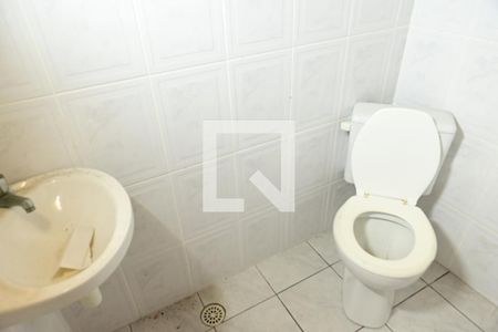 Banheiro da Suíte de casa para alugar com 4 quartos, 150m² em Maracanã, Praia Grande