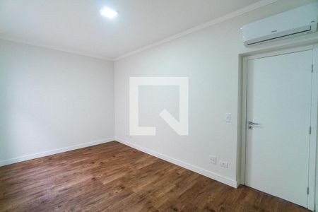 Suite de casa à venda com 3 quartos, 170m² em Mirandópolis, São Paulo