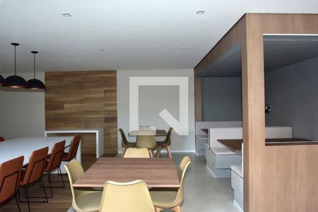 Apartamento para alugar com 34m², 2 quartos e sem vagaÁrea comum - Salão de festas