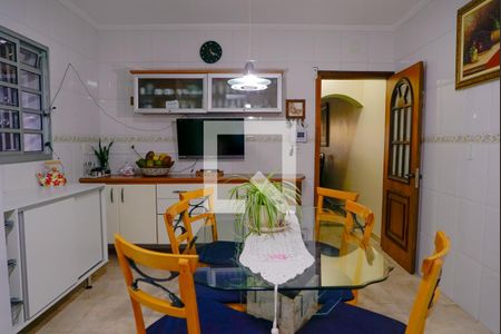 Casa à venda com 200m², 4 quartos e 5 vagasCozinha