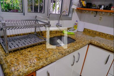 Casa à venda com 200m², 4 quartos e 5 vagasCozinha