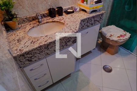 Casa à venda com 200m², 4 quartos e 5 vagasBanheiro Suíte 1