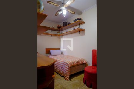 Casa à venda com 200m², 4 quartos e 5 vagasQuarto 2