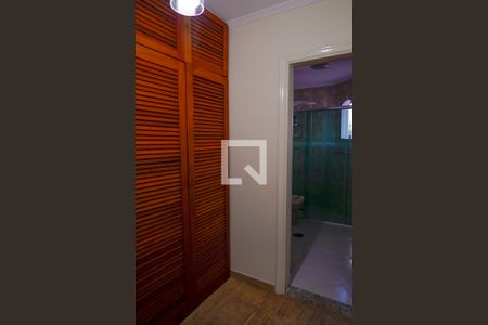 Casa à venda com 200m², 4 quartos e 5 vagasCloset da suíte 1