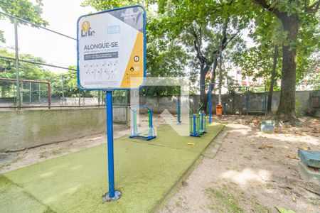 Apartamento à venda com 71m², 3 quartos e 1 vagaÁrea comum