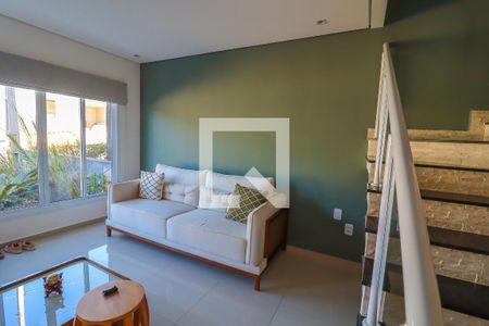 Sala de casa de condomínio para alugar com 3 quartos, 150m² em Jardim Carolina, Jundiaí