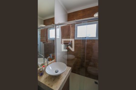 Casa de condomínio à venda com 152m², 3 quartos e 2 vagasBanheiro