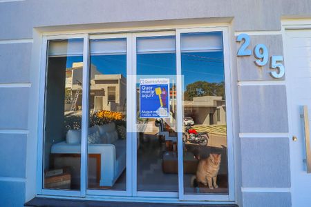 Casa de condomínio à venda com 152m², 3 quartos e 2 vagasPlaca