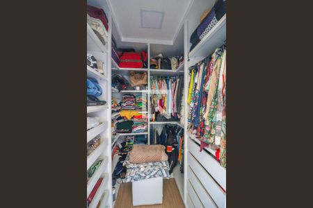 Casa de condomínio à venda com 152m², 3 quartos e 2 vagasSuíte