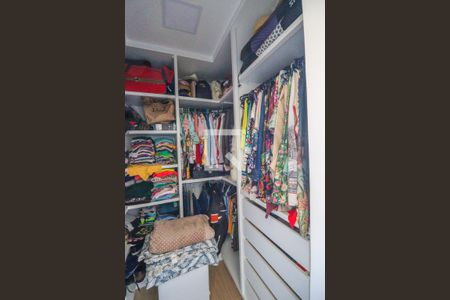 Casa de condomínio à venda com 152m², 3 quartos e 2 vagasSuíte