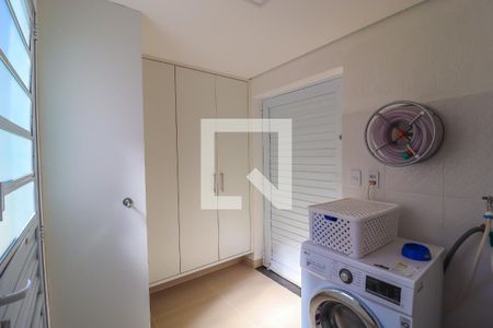 Casa de condomínio à venda com 152m², 3 quartos e 2 vagasÁrea de Serviço