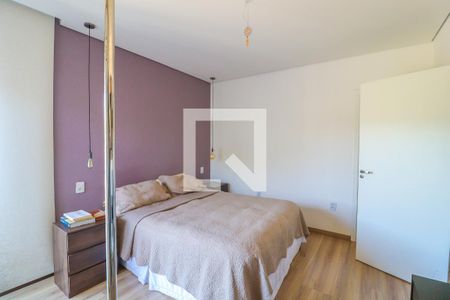 Casa de condomínio à venda com 152m², 3 quartos e 2 vagasSuíte