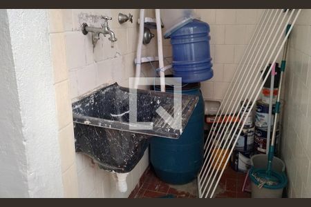 Apartamento à venda com 77m², 2 quartos e 1 vagaÁrea de Serviço