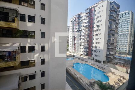 Apartamento à venda com 63m², 2 quartos e 1 vaga Apartamento à venda com 63m², 2 quartos e 1 vagaVista da Suíte