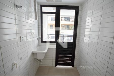 Apartamento à venda com 63m², 2 quartos e 1 vaga Apartamento à venda com 63m², 2 quartos e 1 vagaCozinha e Área de Serviço
