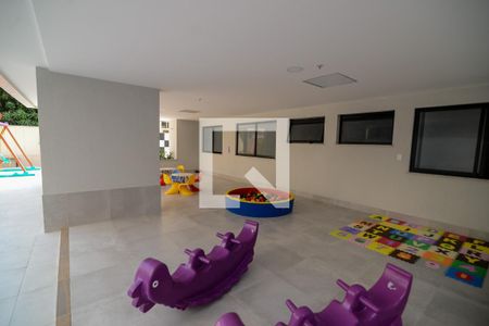 Apartamento à venda com 63m², 2 quartos e 1 vaga Apartamento à venda com 63m², 2 quartos e 1 vagaÁrea Comum - Playground