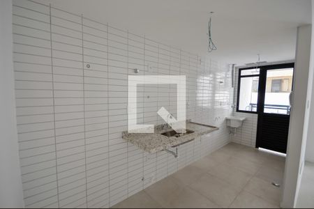 Apartamento à venda com 63m², 2 quartos e 1 vaga Apartamento à venda com 63m², 2 quartos e 1 vagaCozinha e Área de Serviço