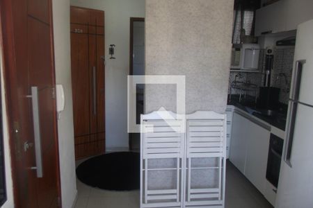 Sala de kitnet/studio à venda com 1 quarto, 30m² em Riachuelo, Rio de Janeiro