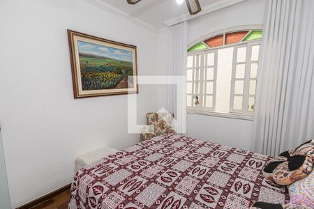 Casa à venda com 591m², 4 quartos e 3 vagasQuarto 2