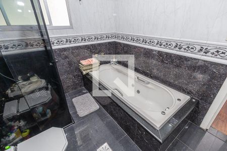 Casa à venda com 591m², 4 quartos e 3 vagasBanheiro suite