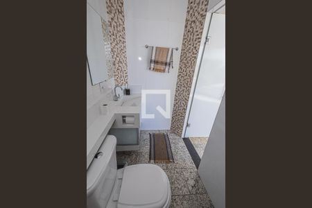 Casa à venda com 591m², 4 quartos e 3 vagasBanheiro / 3º andar
