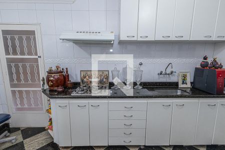 Casa à venda com 591m², 4 quartos e 3 vagasCozinha