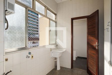 Apartamento para alugar com 160m², 4 quartos e 1 vaga Apartamento para alugar com 160m², 4 quartos e 1 vagaÁrea de Serviço