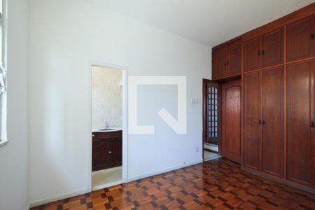 Apartamento para alugar com 160m², 4 quartos e 1 vaga Apartamento para alugar com 160m², 4 quartos e 1 vagaSuíte