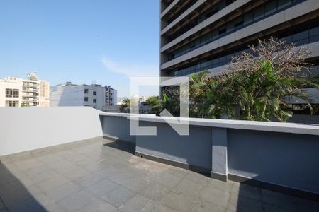 Apartamento para alugar com 160m², 4 quartos e 1 vaga Apartamento para alugar com 160m², 4 quartos e 1 vagaVaranda
