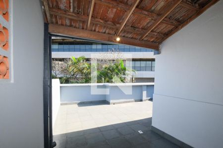 Apartamento para alugar com 160m², 4 quartos e 1 vaga Apartamento para alugar com 160m², 4 quartos e 1 vagaVaranda