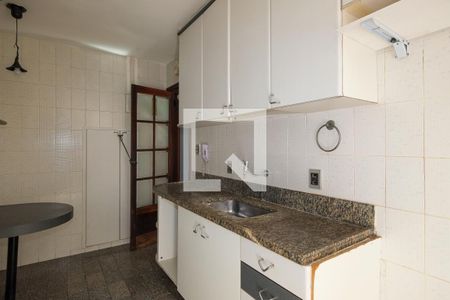 Apartamento para alugar com 160m², 4 quartos e 1 vaga Apartamento para alugar com 160m², 4 quartos e 1 vagaCozinha