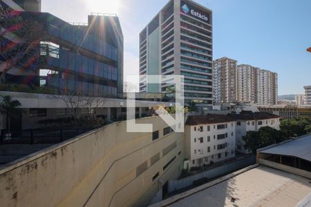 Apartamento para alugar com 160m², 4 quartos e 1 vaga Apartamento para alugar com 160m², 4 quartos e 1 vagaVista da Sacada