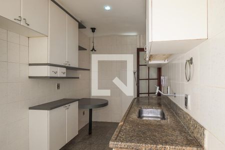 Apartamento para alugar com 160m², 4 quartos e 1 vaga Apartamento para alugar com 160m², 4 quartos e 1 vagaCozinha