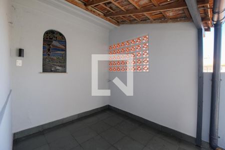 Apartamento para alugar com 160m², 4 quartos e 1 vaga Apartamento para alugar com 160m², 4 quartos e 1 vagaVaranda