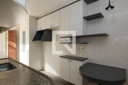 Apartamento para alugar com 160m², 4 quartos e 1 vaga Apartamento para alugar com 160m², 4 quartos e 1 vagaCozinha