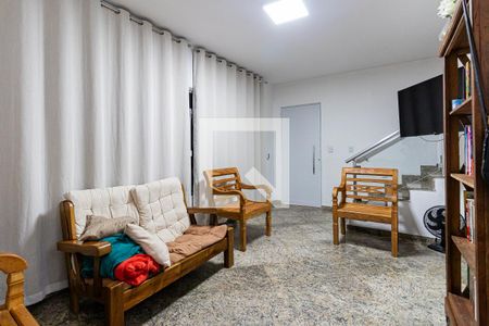 Sala de casa à venda com 4 quartos, 150m² em Vila Carrao, São Paulo
