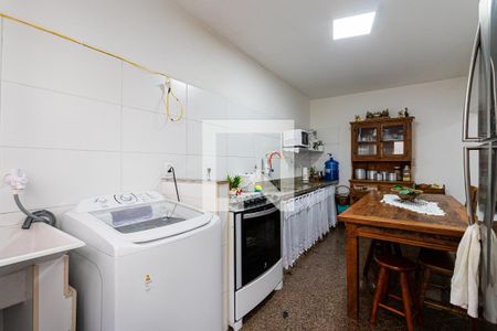 Casa à venda com 150m², 4 quartos e 3 vagasCozinha