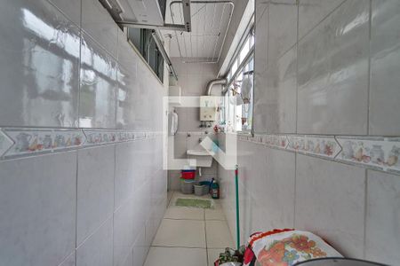 Apartamento à venda com 116m², 2 quartos e 1 vagaÁrea de Serviço