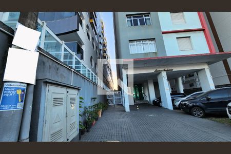 Fachada do Prédio de apartamento para alugar com 1 quarto, 40m² em José Menino, Santos