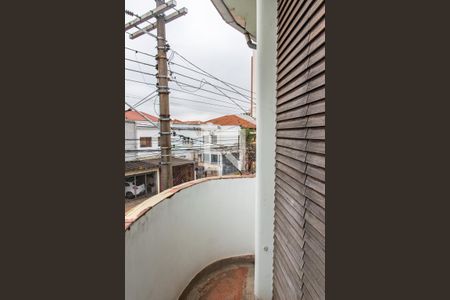 Varanda da suíte  de casa para alugar com 5 quartos, 360m² em Jardim da Gloria, São Paulo