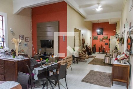 Casa para alugar com 360m², 5 quartos e 3 vagasSala de convivência