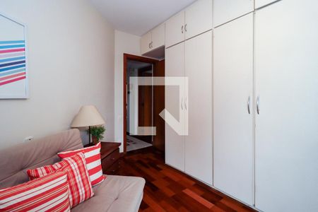 Apartamento à venda com 150m², 3 quartos e 3 vagasQuarto 2