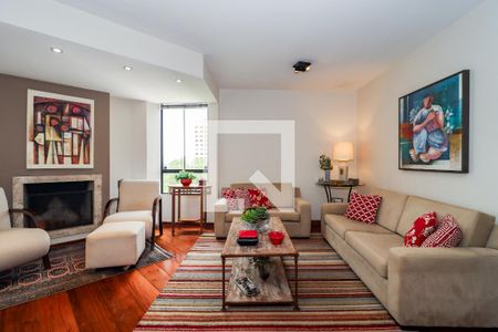 Sala de apartamento à venda com 3 quartos, 150m² em Vila Suzana, São Paulo