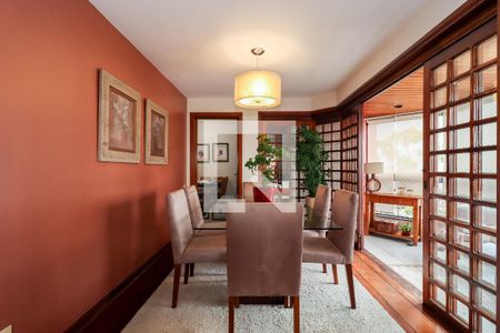 Sala de apartamento à venda com 3 quartos, 150m² em Vila Suzana, São Paulo