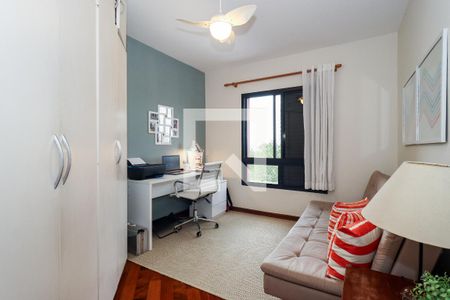 Apartamento à venda com 150m², 3 quartos e 3 vagasQuarto 2