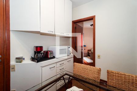 Apartamento à venda com 150m², 3 quartos e 3 vagasCopa