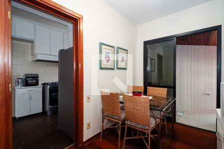 Apartamento à venda com 150m², 3 quartos e 3 vagasCopa