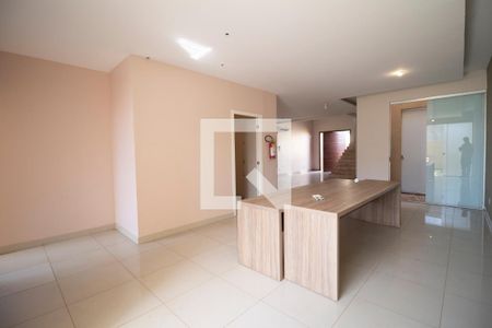 Sala de casa à venda com 4 quartos, 200m² em Jardim Atlântico, Goiânia