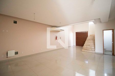 Sala de casa à venda com 4 quartos, 200m² em Jardim Atlântico, Goiânia