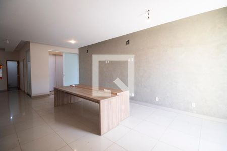 Sala de casa à venda com 4 quartos, 200m² em Jardim Atlântico, Goiânia
